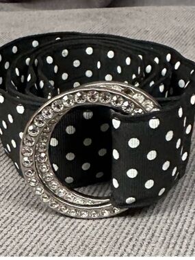 Vintage Polka dot belt black white size small women’s adjustable express